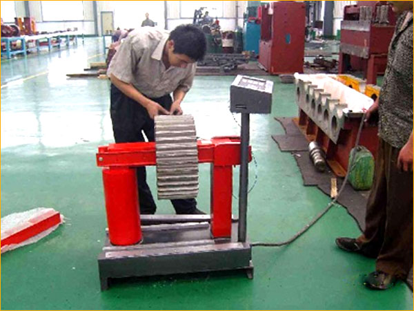 DM-240型感應加熱器
